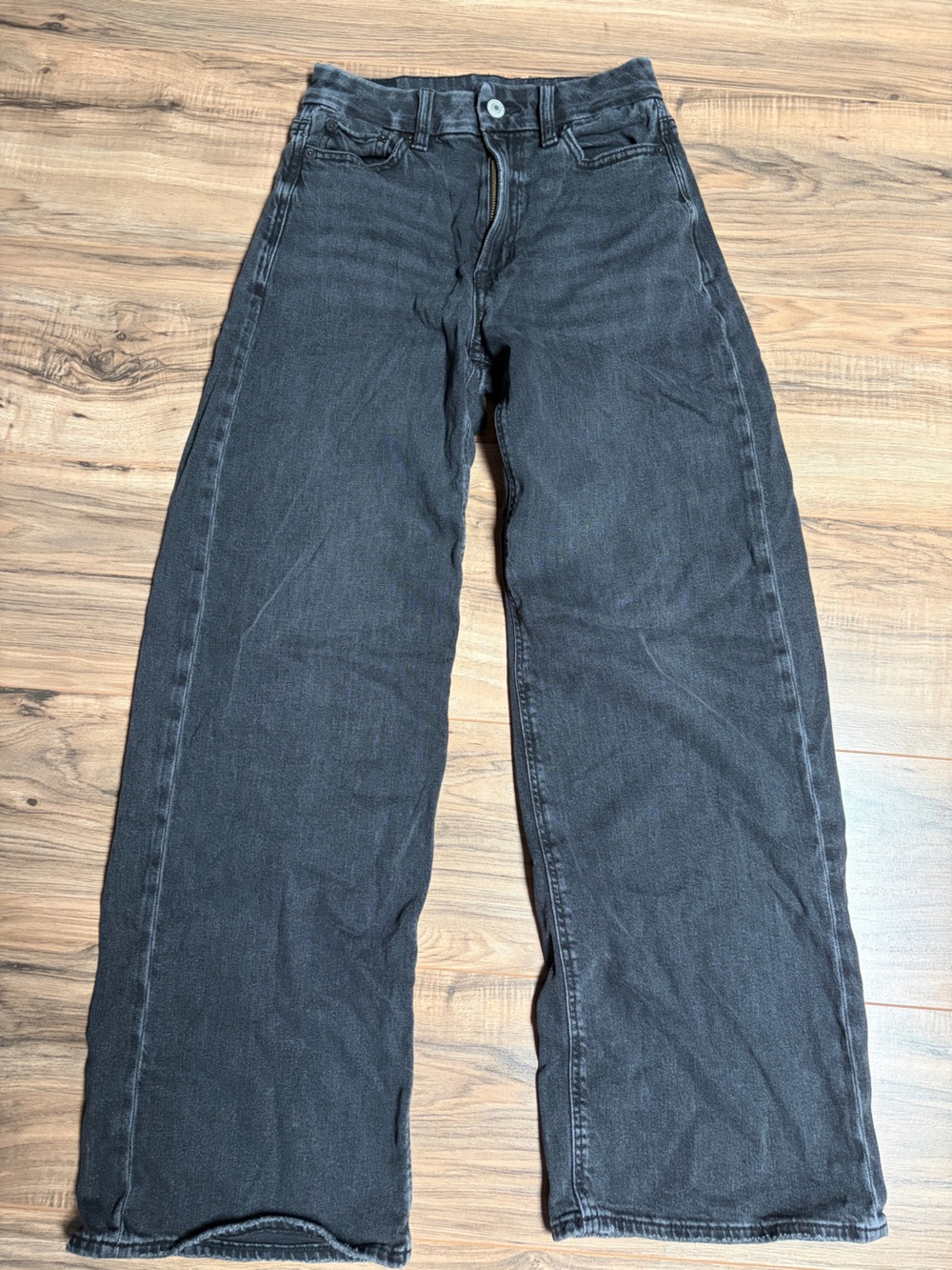American Eagle Outfitters Wide Leg Jean